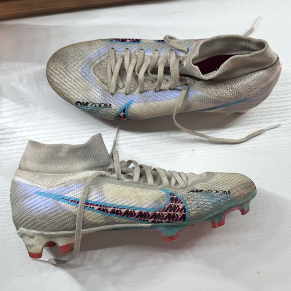 Women’s Nike Mercurial Air Zoom - Picture 3 of 3